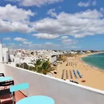 Casa Dos Tios بيت للعطل *